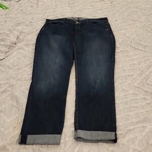 Dark wash Hudson "bacara" straight cuff jeans size 31!